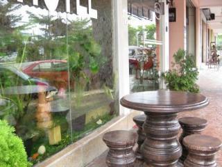 Rose Taman Perling Hotel *